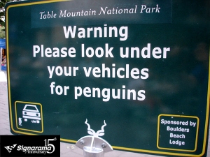 Funny-Signs-Penguins-50