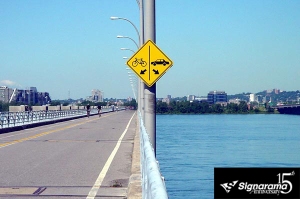 Funny-Signs-Water-2